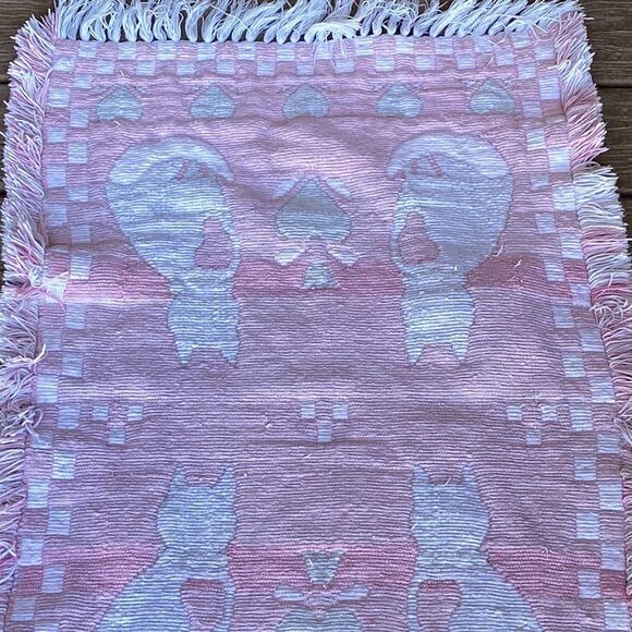 Vintage Bath Mat Handmade - Picture 4 of 10